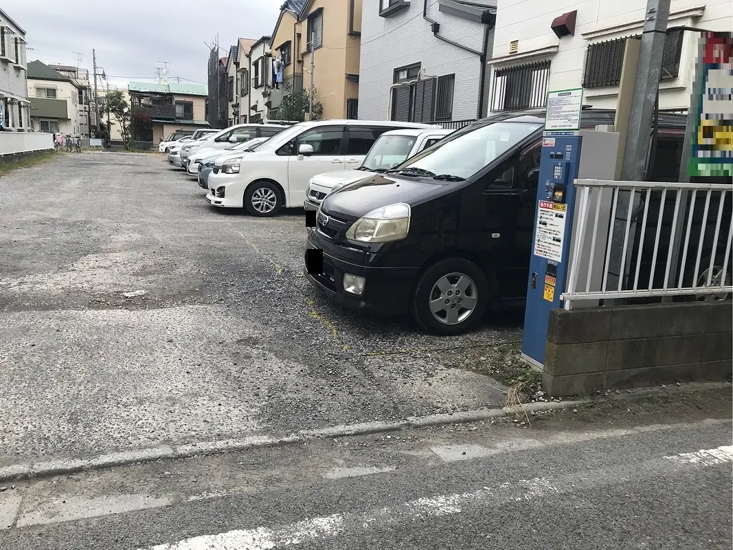 江戸川区本一色３丁目　月極駐車場